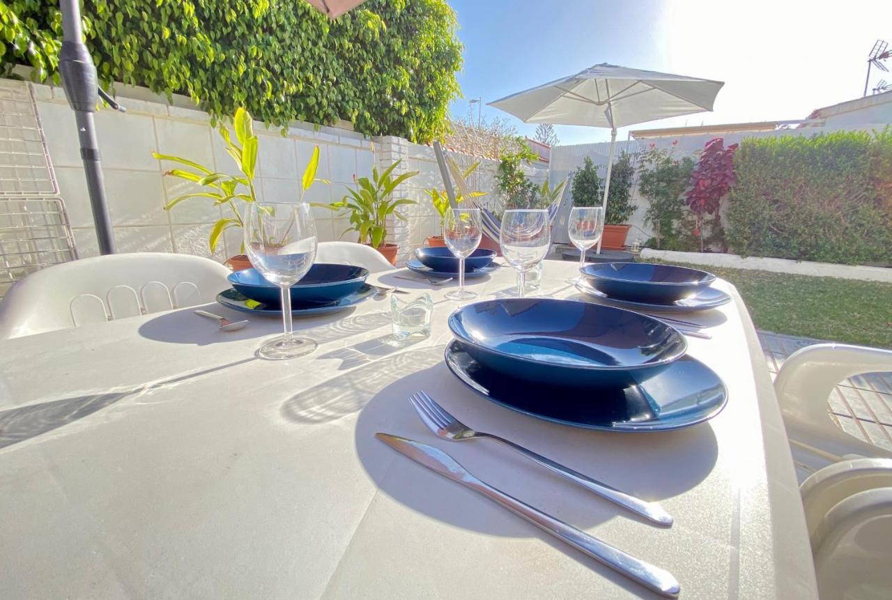 Casita Blanca Near Yumbo Apartment Плая дел Инглес Екстериор снимка