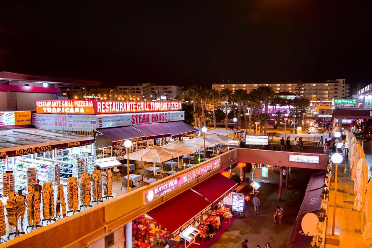 Casita Blanca Near Yumbo Apartment Плая дел Инглес Екстериор снимка