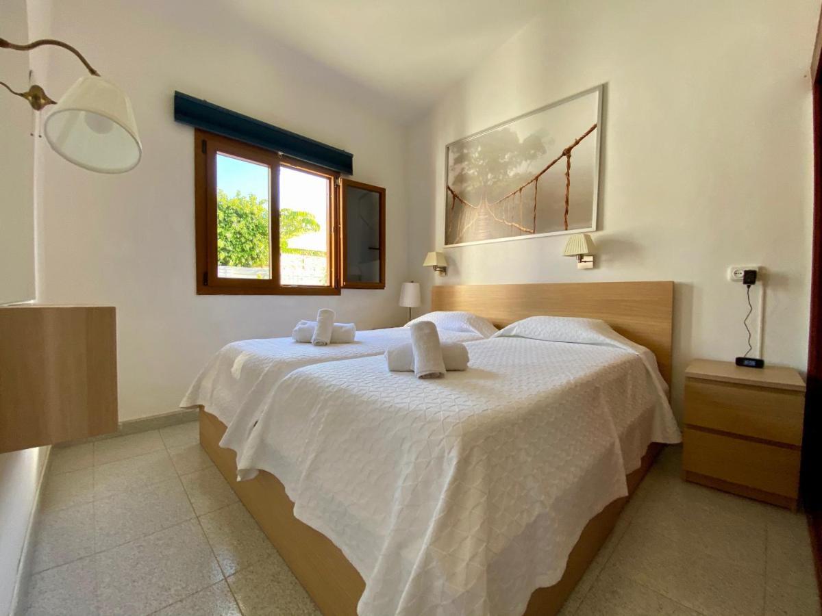 Casita Blanca Near Yumbo Apartment Плая дел Инглес Екстериор снимка